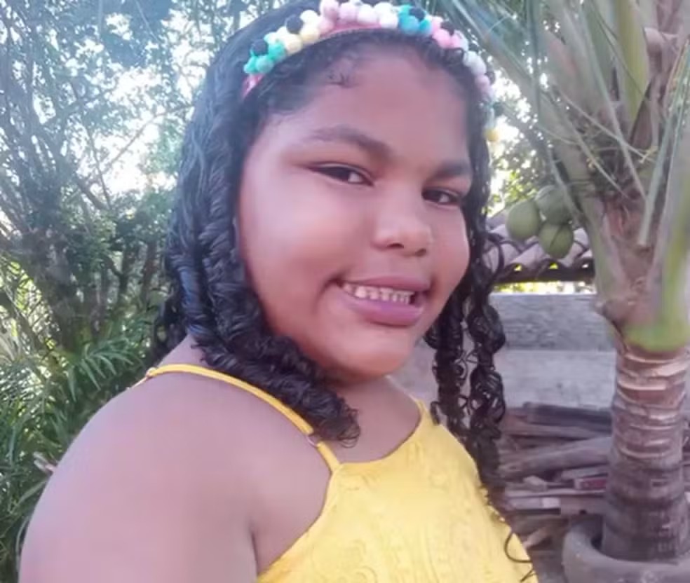 Brenda Menina de 11 anos morre após inalar desodorante aerossol em desafio da internet