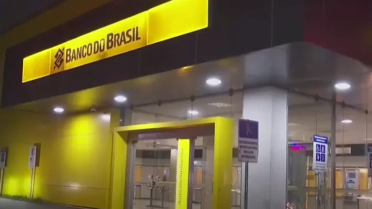 Homem-e-assaltado-dentro-de-agencia-bancaria-em-Joao-Pessoa-1024x576.png