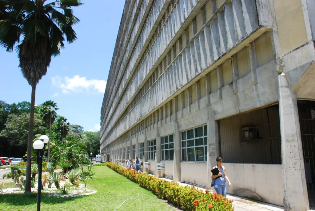 especial_hospital_hu_pag.pagina_8_cad.extra_rizemberg_felipe_214532