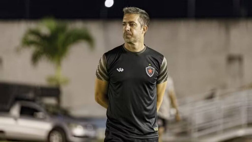 joao-burse-tecnico-botafogo-pb