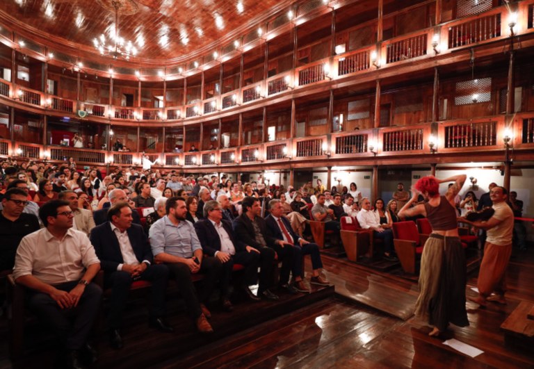 teatro-santa-roza