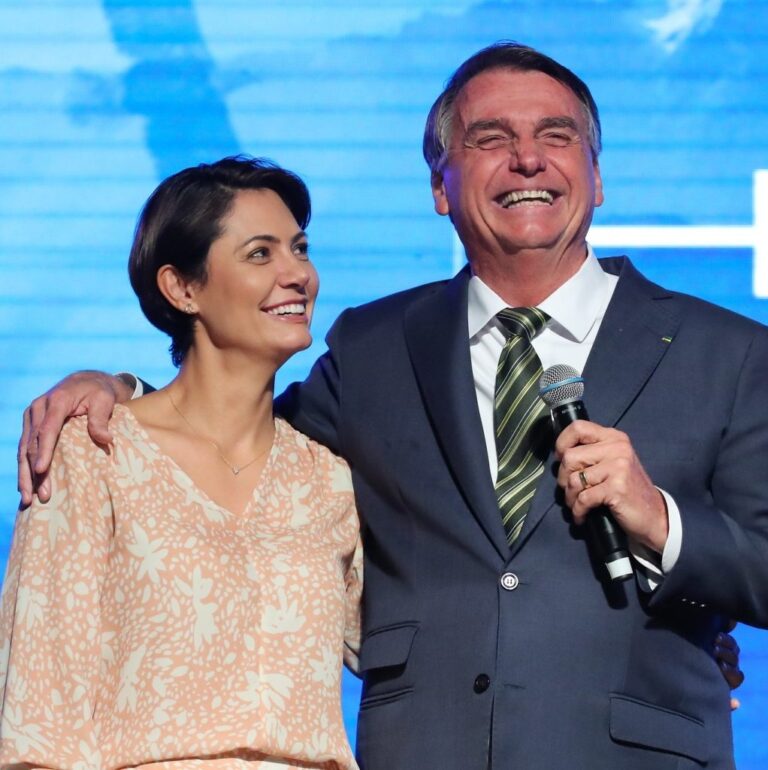 Michelle-e-Bolsonaro-1022x1024
