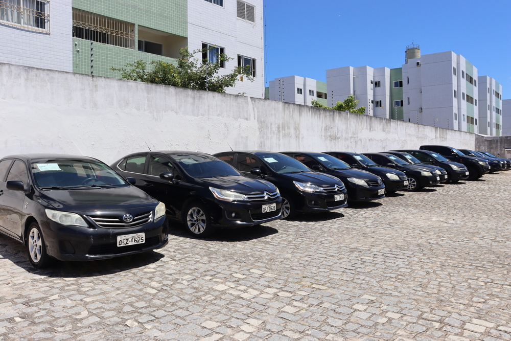 16-04-2025-Carros-Leilao-fotos-ernane-gomes-1