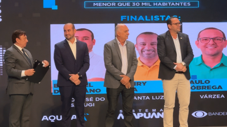 Sistema-Arapuan-premia-prefeitos-da-Paraiba-no-Premio-Band-Cidades-Excelentes