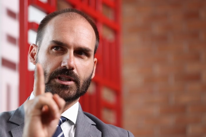 eduardo-bolsonaro-