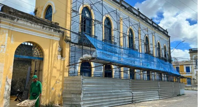 Museu-obra-lateral-696x375