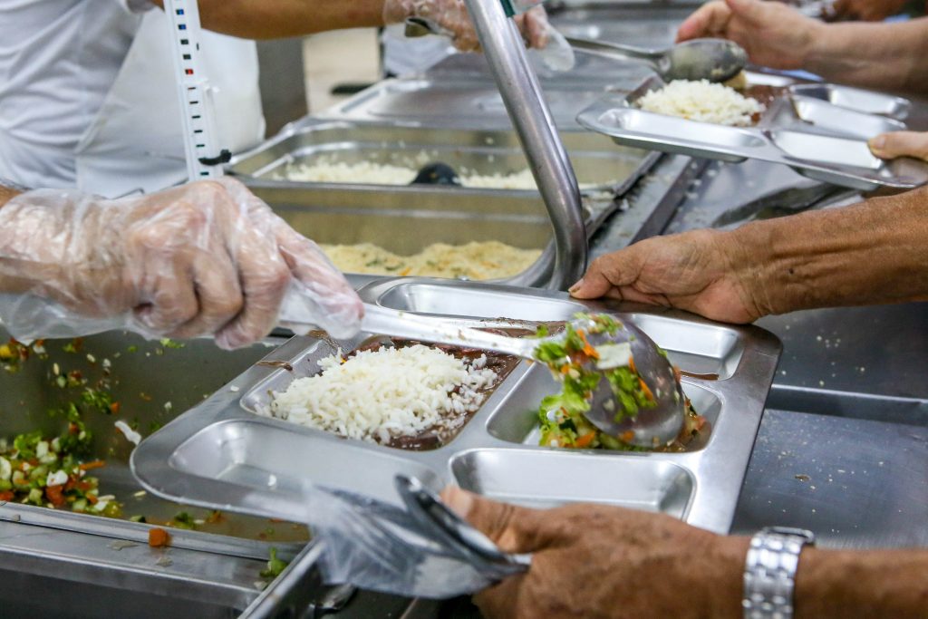 Restaurante_Popular_Mangabeira_Foto_Kleide_Teixeira
