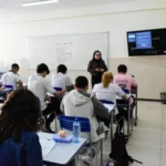 professor-saladeaula-paraiba-696x497