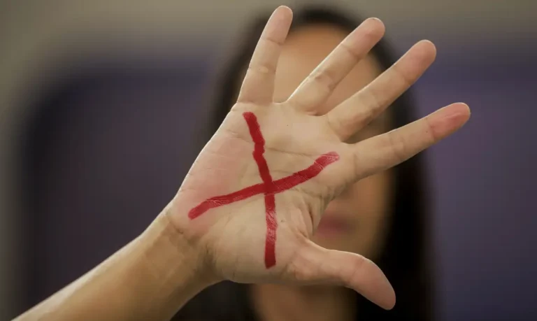 MULHER-CONTRA-A-VIOLENCIA