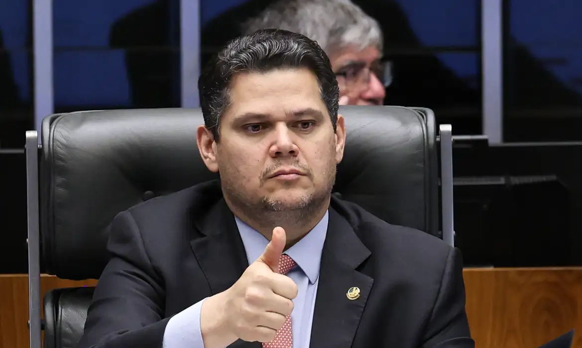 DAVI-ALCOLUMBRE-UNIAO-AP