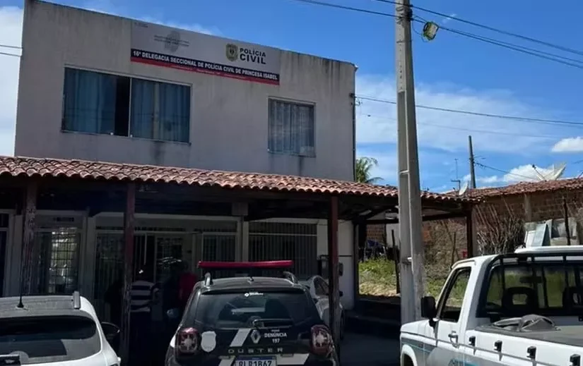 POLICIA-EM-TAVARES