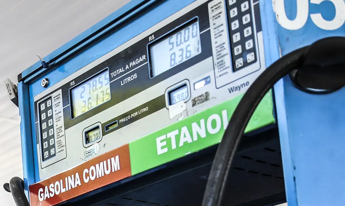 posto_de_gasolina_jfcrz_abr_0605223813-1