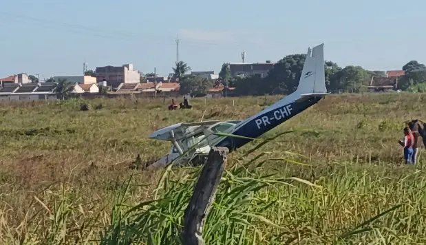aviao-acidente.jpeg