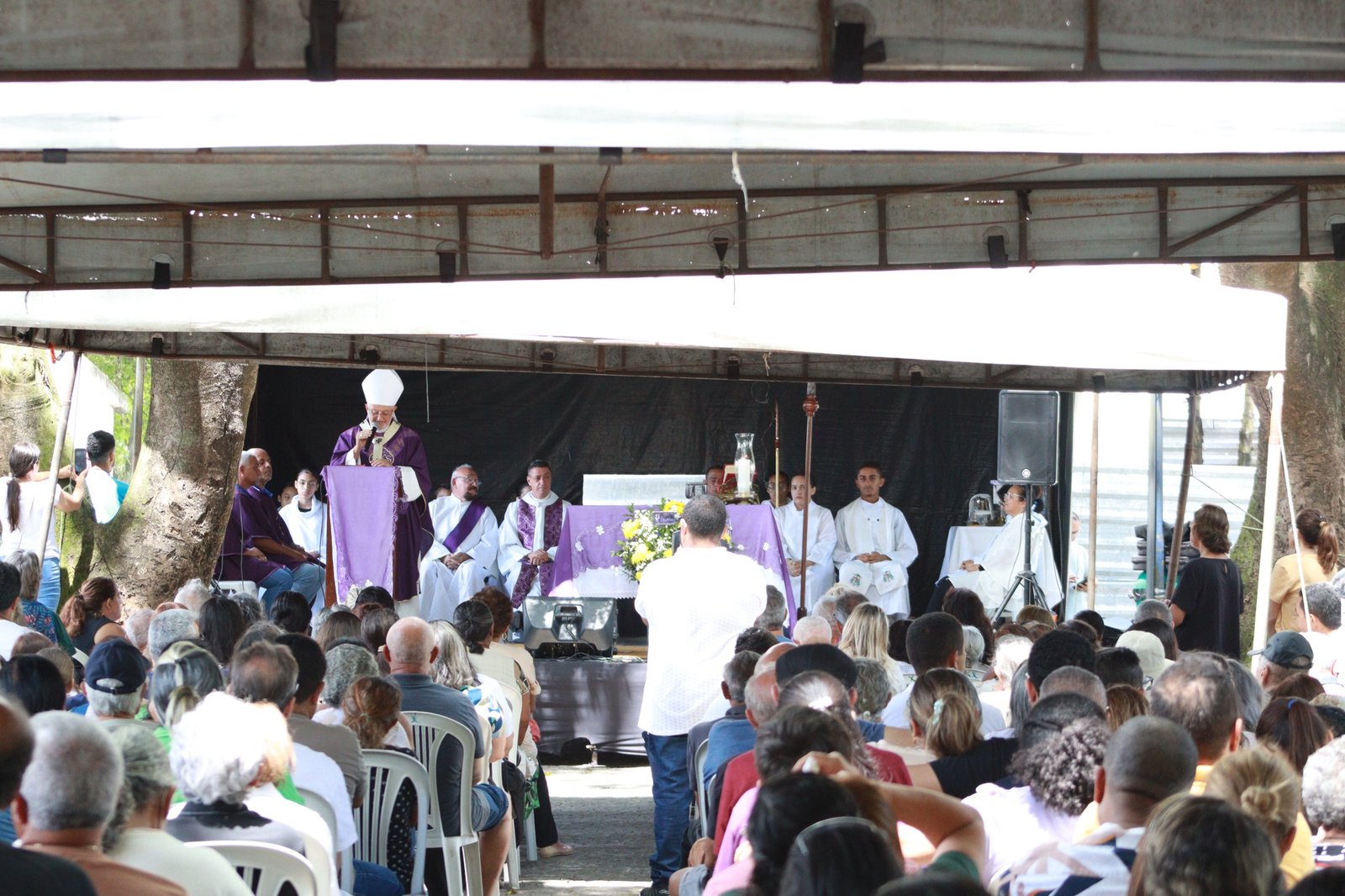 Missa de Finados em cemitério de João Pessoa