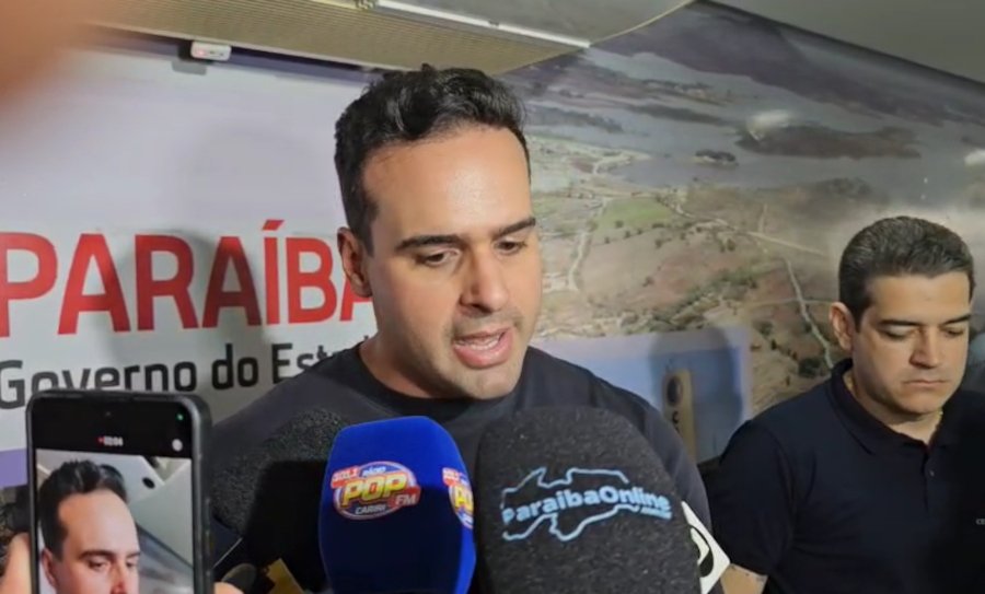 Governador da Paraíba, Lucas Ribeiro, durante entrevista